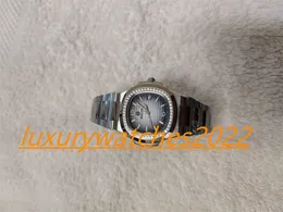 Orologio da donna ZR Factory Movimento al quarzo da 35,2 mm Acciaio inossidabile Quadrante grigio fumo 7118 Orologio da polso da donna di lusso con vetro zaffiro e lunetta con diamanti