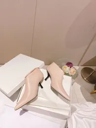 Повседневная обувь высшего качества Новая осенняя зимняя женские ботинки короткие ботинки сексуальные заостренные Martin Korean Stiletto Комфортный женский лодыжка