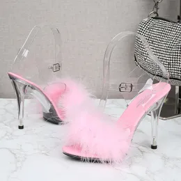 Sandalet Seksi Tüylü Kürklü Yüksek Topuklu Pvc Kristal Ayakkabılar Peep-Toe 11cm Pompalar Yaz Kadınların İlgi Ayak Bileği Peluş Sandalssandals