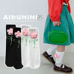Tatlı kızlar stereo çiçek aplike çoraplar 2022 Sonbahar Chidren All-Eşleştirme Prenses Socks Kids Pamuk Örgü Diz Hafif Bacaklar Q8006