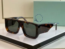 Okulary przeciwsłoneczne o wysokiej jakości dla kobiet i kobiet Wpływowe mody dla mężczyzn Klasyczne okulary retro projektu proste styl biznesowy z oryginalnym pudełkiem i lustrem
