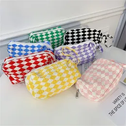 Portable Wallet Plaid Bubble Cotton Pencil Bag Women Large Capacity Travel Cosmetic Bag Coin Purse Literary Canvas Zipper Clutch