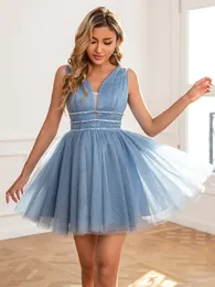 V vestidos de regresso a casa de pescoço de pescoço faixa sash sexy sem costas para casas de noiva vestidos de noiva uma linha curta