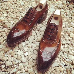 Schuhe Pu Brogue Männer geschnitztes Kleid formelles Geschäft Schnürung Retro spitzer Zehen Han 13