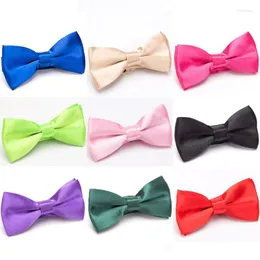 Papillon Cravatta per bambini Classic Kid Bowtie Ragazzi Grils Accessori moda per bambini Tinta unita Verde Rosso Nero Cravate per animali domestici