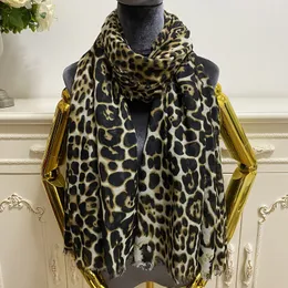 Женские длинные шарфы пашмина хорошего качества 100% хлопковой материал тонкий и мягкий принцип леопардового зерна Большой размер 180 см -130 см.