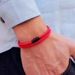 チャームブレスレットミニマリスト二重層ロープブレスレット男性 4 ミリメートル黒赤糸 Braclet 父の日 Brazalete 屋外サバイバル Braslet