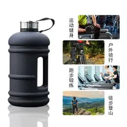 Fitness Kettle Water Bottle Fuel Injection 2200mloutdoor Can Ogo stor kapacitet Portable Cycling Plastic Sports