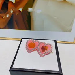 2022 Novos dois Loves Hair Cart Side Clip Star com Peach Heart With Diamonds Pins Acrílico Material Senior Sense JP897