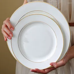 Пластины роскошные наборы наборов блюда ужин с полным фарфоровым набором посуды Свадебная белая кухня вайсселле