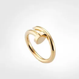 2023 مصمم المسمار حلقة المجوهرات الفاخرة حلقات ميدي للنساء الرجال من التيتانيوم الفولاذ الإكسسوارات المغطاة بالذهب الذهب لا تتلاشى