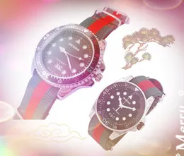 最もホットなファッションレディースウォッチメン45mmビッグダイヤモンドリングベゼルクラシック寛大なカジュアルビジネスレザーベルトトップモデルレッドブルーカラーオロログリオディールスソ腕時計