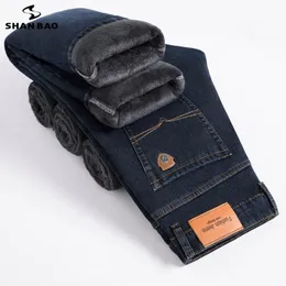 Men's Jeans SHAN BAO Winter Brand Fit Straight Fleece Thick Warm Classic Badge Youth Business Casual High waist Denim 221202