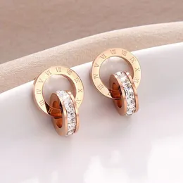 Korean Simple Rome Designer Letters Stud Earrings Rose Gold Stainless Steel Retron Vintage Ear Rings Earring Earing with Shining Crystal Zircon Jewelry 2024 0021