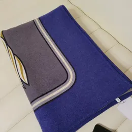 NUOVI COLORI Nevy Blue Coperta in LANA con stampa Designer TOP Quailty Vendita di grandi dimensioni 3 colori Spessore Divano per la casa H Coperta per cavalli