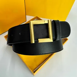 أزياء Men Men Belt Designer Women Leather Belt Classic Business Suit Built Builts 4cm Wide Black مع الجسم يمكن استخدام