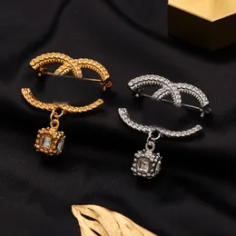 Premium Designer Gold Sier broszki mody biżuteria dziewczyny uwielbiają stalowe akcesoria broszka