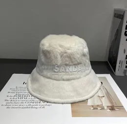 Berretto in peluche stile coreano Cappello da pescatore da donna Inverno Dolce e carino Secchiello fa sembrare il viso Cappelli da secchio più piccoli Berretto da secchio caldo Trendy