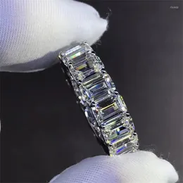 Anéis de casamento Eternity Emerald Cut Ring Ring Silver Color CZ Engagement Band for Women Declaração Jóias de festa