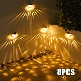 庭の装飾4PCS LEDソーラーライトアウトドアデコレーションデッキウォールスコンセフェンスランプドライブウェイ221202
