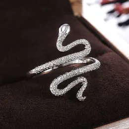 2022 Nya Moissanite smycken Snake Ring 925 Sterling Silver Fashion Ring for Women Party Gift Jewelk Bulk Sell