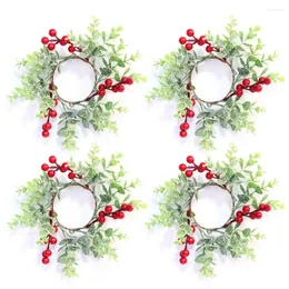 Świecowe uchwyty 4PCS mini świąteczny wieniec z czerwoną jagodową sosną wesoły dekoracja pierścień girlandów do ozdoby dekoracji ozdób