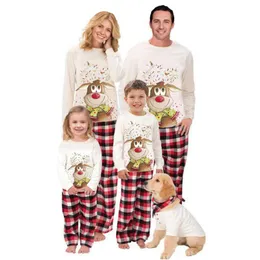 ملابس المنزل بيجامات عيد الميلاد للعائلة PJS مجموعات مطابقة عيد الميلاد مربعات النوم 221202