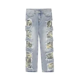 Pantaloni da uomo in jeans hip-hop con toppa mimetica strappata Pantaloni da motociclista da motociclista in jeans dritti da uomo