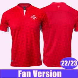 22 23 Malta Milli Takımı Erkek Futbol Formaları Ev Kırmızı Klasik Futbol Gömlekleri Kısa Kol Üniformaları
