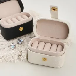 Pequena caixa de armazenamento de j￳ias port￡teis Organizador de couro PU Brincos de anel de anel Mini pacote de presente de estampa de exibi￧￣o