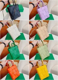 Mini bolso de cubo diseñador billetera de cuero ligero lujo cordón crossbody moda salvaje para mujeres clásico famosa marca bolsos de compras 221205