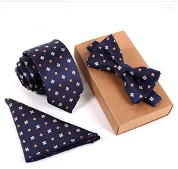 Papillon Personalità semplice Business Men's Tie Tasca Asciugamano Ricamo Set casual professionale in tre pezzi