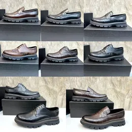 2022 Design di lusso Moda Scarpe eleganti da uomo Nero marrone Vera pelle Punta a punta Uomo d'affari da uomo Scarpa in stile britannico Stringate scarpe comfort casual antiusura