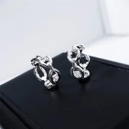 Mode Big Horseshoe Ring Ins Style Hollow Pig Nose Rings for Women Silver 925 Sterling Geometric Chain Design Fine Jewelry Accessories