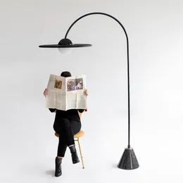 Zemin lambaları İskandinav endüstriyel lamba modern tasarım ferforje şamdan