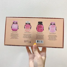 Alta versão de qualidade Perfume secreto 30ml 4pcs 3pcs bombas de verão sexy girl feminina fragrância duradoura Lady vs Parfum Pink Bottle Colene Gift Box99L0