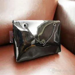 Estilo clásico Pu Black PU de la cadena de pintura Bag Women Bag Hand Bag Cosmetic Mango Caso de almacenamiento VIP Bag282f
