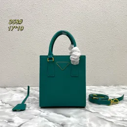 디자이너 스트랩 Saffiano bag totes bags cow 가죽 크로스 바디 가방 핸드백 고급 패션 조각 배지 Sacoche 어깨 2022 New