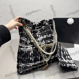 Francuski projektant Womnes Tweed 22 torby zakupowe vintage złoty metalowy sprzęt Matelasse łańcuchowa torebka na ramię z perłą Wallaet Pochet Sacoche torebki 28 cm