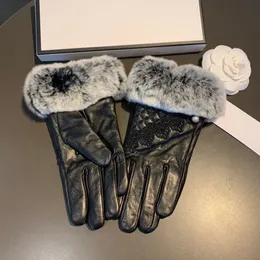 Tasarımcı Eldivenleri Deri Chbove bayanlar koyun derisi tavşan kürk Kış Mitten Resmi çoğaltma mektubu deri dantel eldivenler karşı kalite Avrupa boyutu T0P