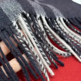 lã de lã de lã de lã impressa de lã de lã de seda impressão de inverno vermelho cetim lenços de cabeça quadrada feminino mulheres luxo unissex cartas quentes design xale longa echarpe