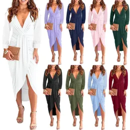 Casual kl￤nningar 2022 Kvinnor Solid Color Spring Dress Sexig Deep V-ringfoldar f￶r damer Fashion 9 Colors Drop