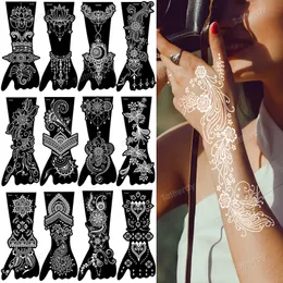 Tillfälliga tatueringar 12pcslot indisk Henna Temporary Tattoo Stencil Kit Brud Kvinnor Hand Kroppskonst Dekal Ritningsmall Spets Mandala Målarpapper 221208