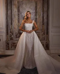 Luxury Ball Gown Wedding Dresses Appliques Bateau Straps Sleeveless Sparkling Sequins Ruffles Detachable Train Floor Length Sparkling Bridal Gowns Plus Size