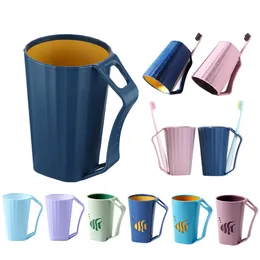 Bath Accessory Set Portable Mug Toothbrushing Cup With Handle Toothbrush Holder Plastic Drinking Tumblers Bathroom for Travel Lover Couple Kids 221207