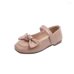 Scarpe da ginnastica 2022 Pelle per bambini Ragazza con fiocco Principessa Suola morbida Baby Single Peas Trend Fashion Sweet