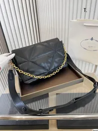 Bolsas de ombro para designer de marca de moda Bolsas de ombro de luxuosas bolsas luxuosas de grande capacidade para mulheres bolsas de couro macio para mulheres