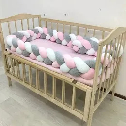 Bed Rails Baby Crib Bumper Warkocz węzeł poduszka poduszka Urodzona łóżeczko t do wystroju pokoju 1m/2m/3m/4m 221209