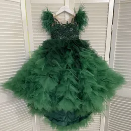 Smaragdgrüne glitzernde Blumenmädchenkleider mit Tieren und Federn für Kinder, Weihnachtsfeierkleid, mit Perlen verziert, Tüll, Kinderfestzugkleid 326 326