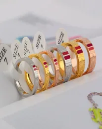 Полные буквы напечатанные кольца с марками женские мужские кольца кольца кольца хвостовые кольца Titanium Steel Jewelry9150928
